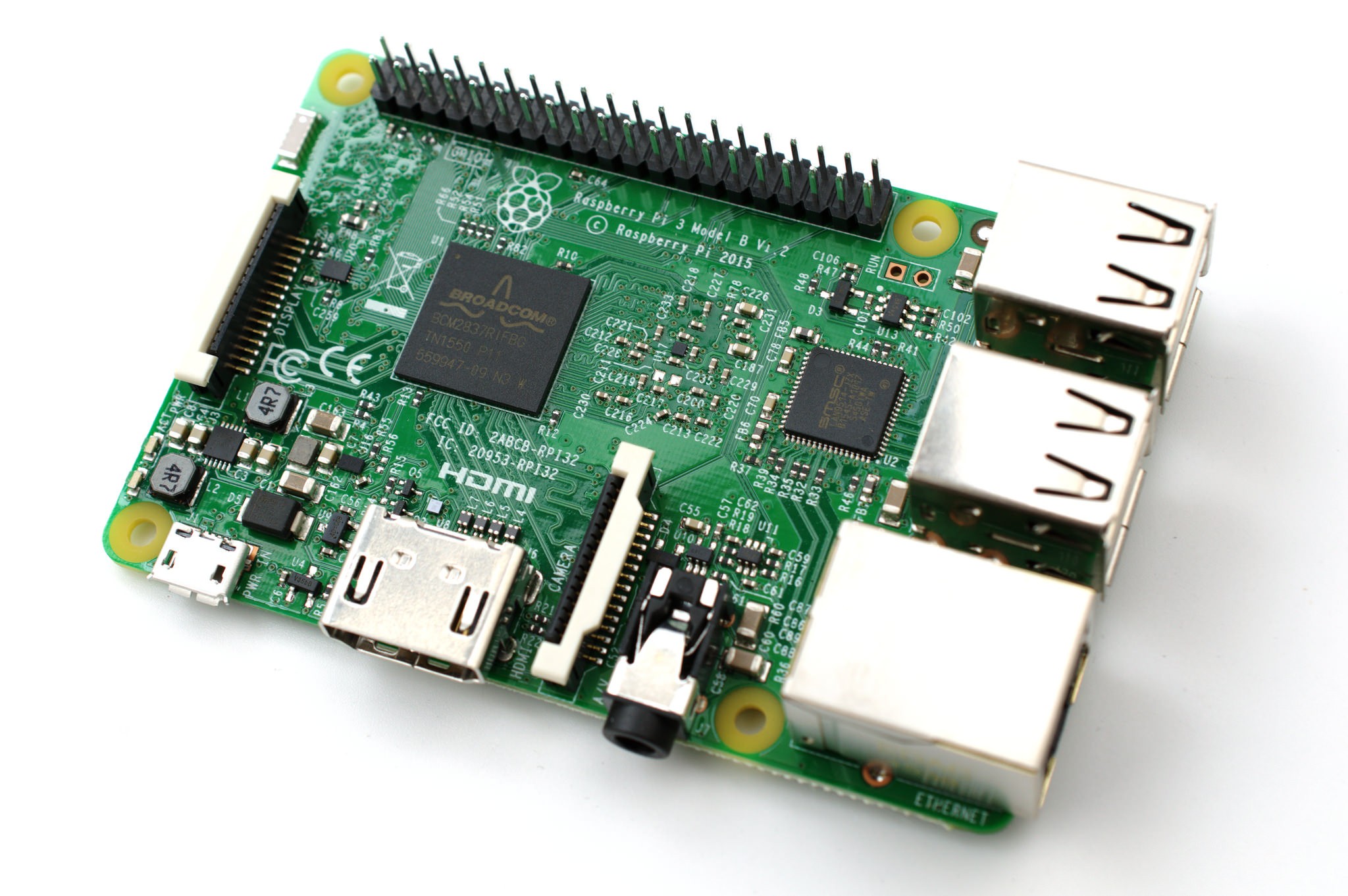 Raspberry Pi 3 with Heat Sink and Casing
